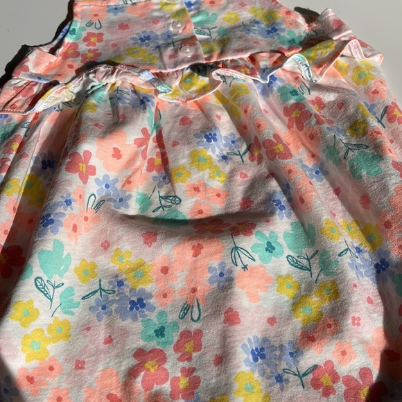 Carter’s floral tank top romper - Picture 2 of 5